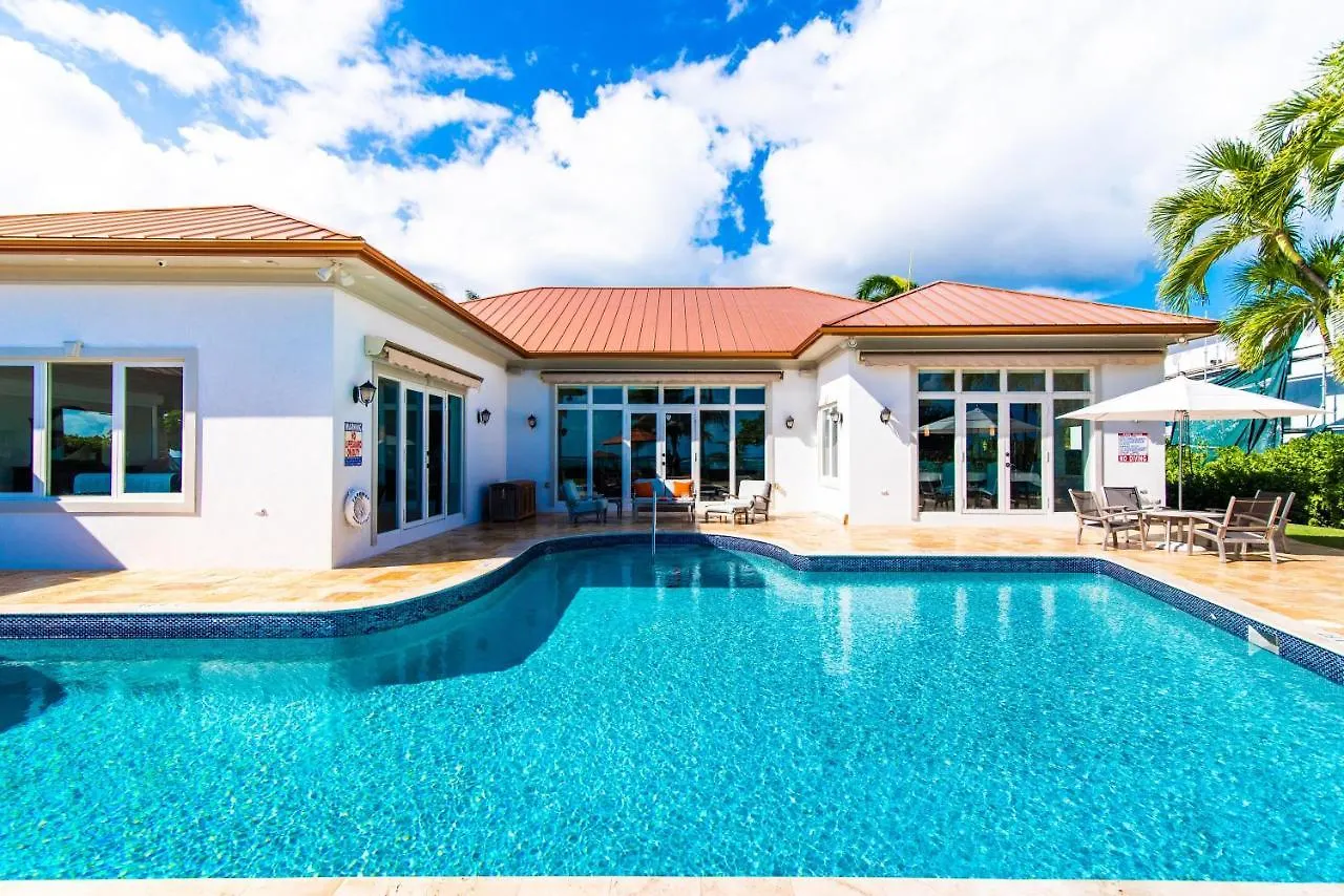 Faroway Luxury Villa Half Way Pond Cayman Islands
