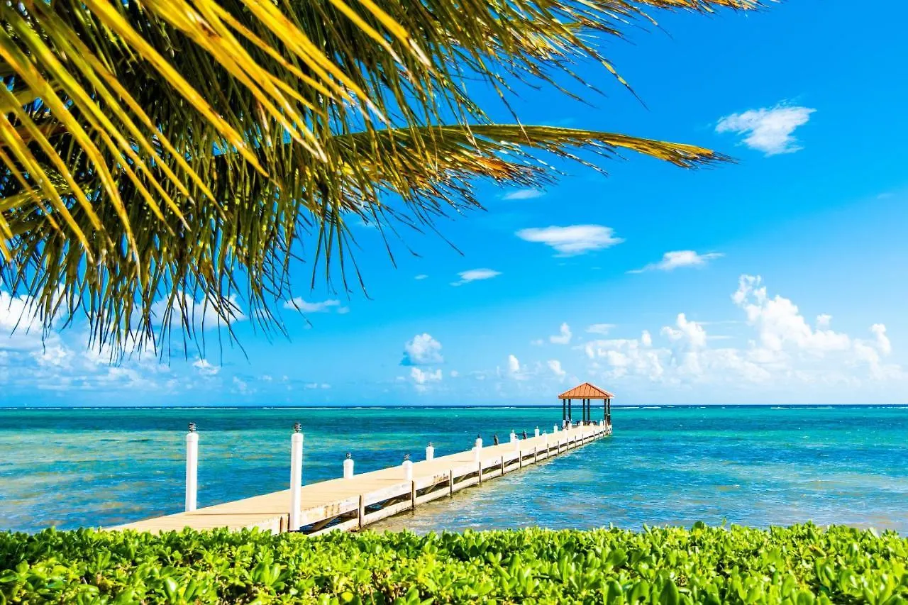 Holiday home Faroway Luxury Villa Half Way Pond Cayman Islands