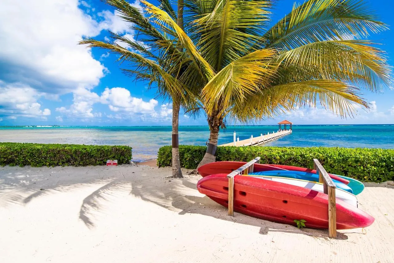 Faroway Luxury Villa Half Way Pond Cayman Islands