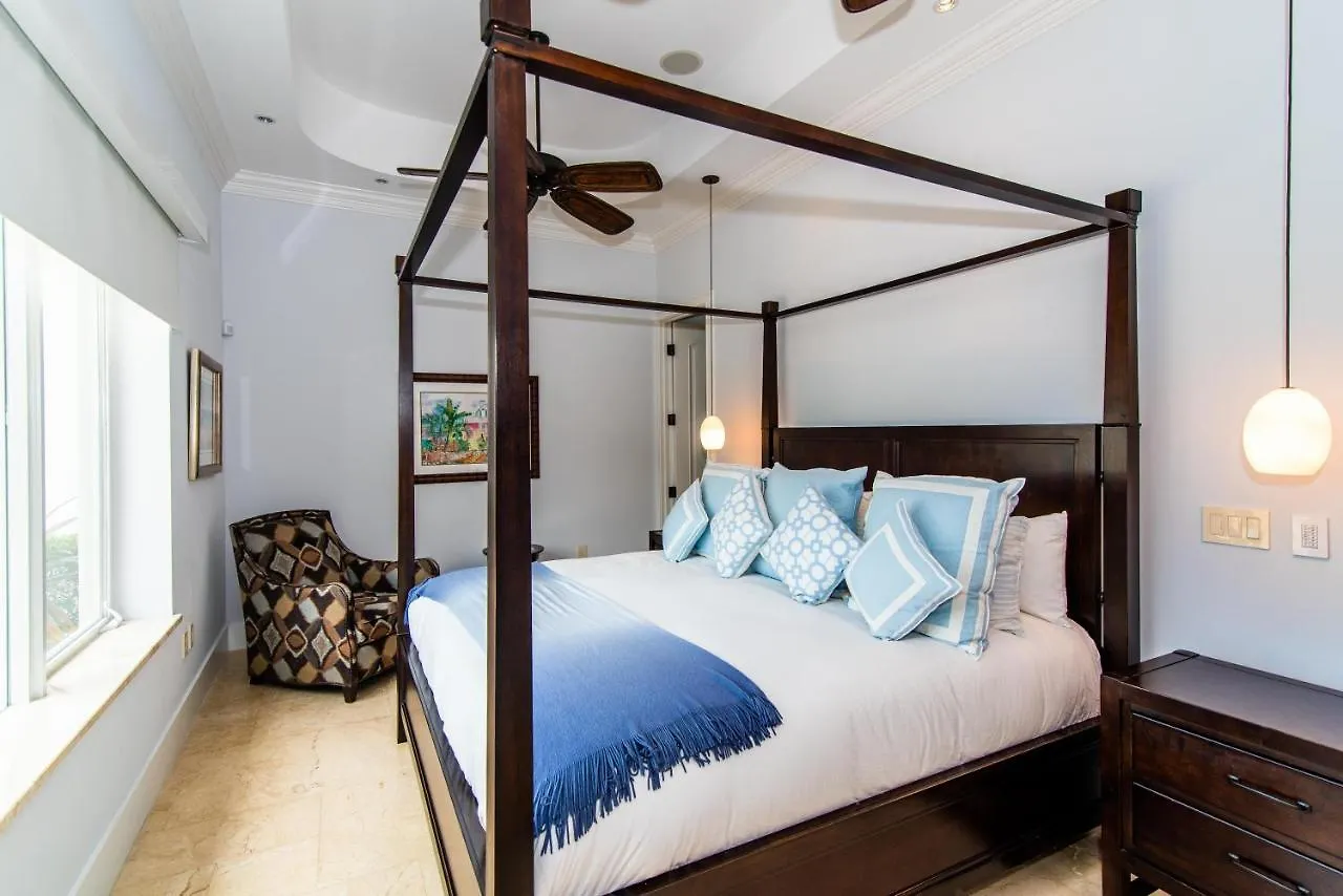 Faroway Luxury Villa Half Way Pond Cayman Islands